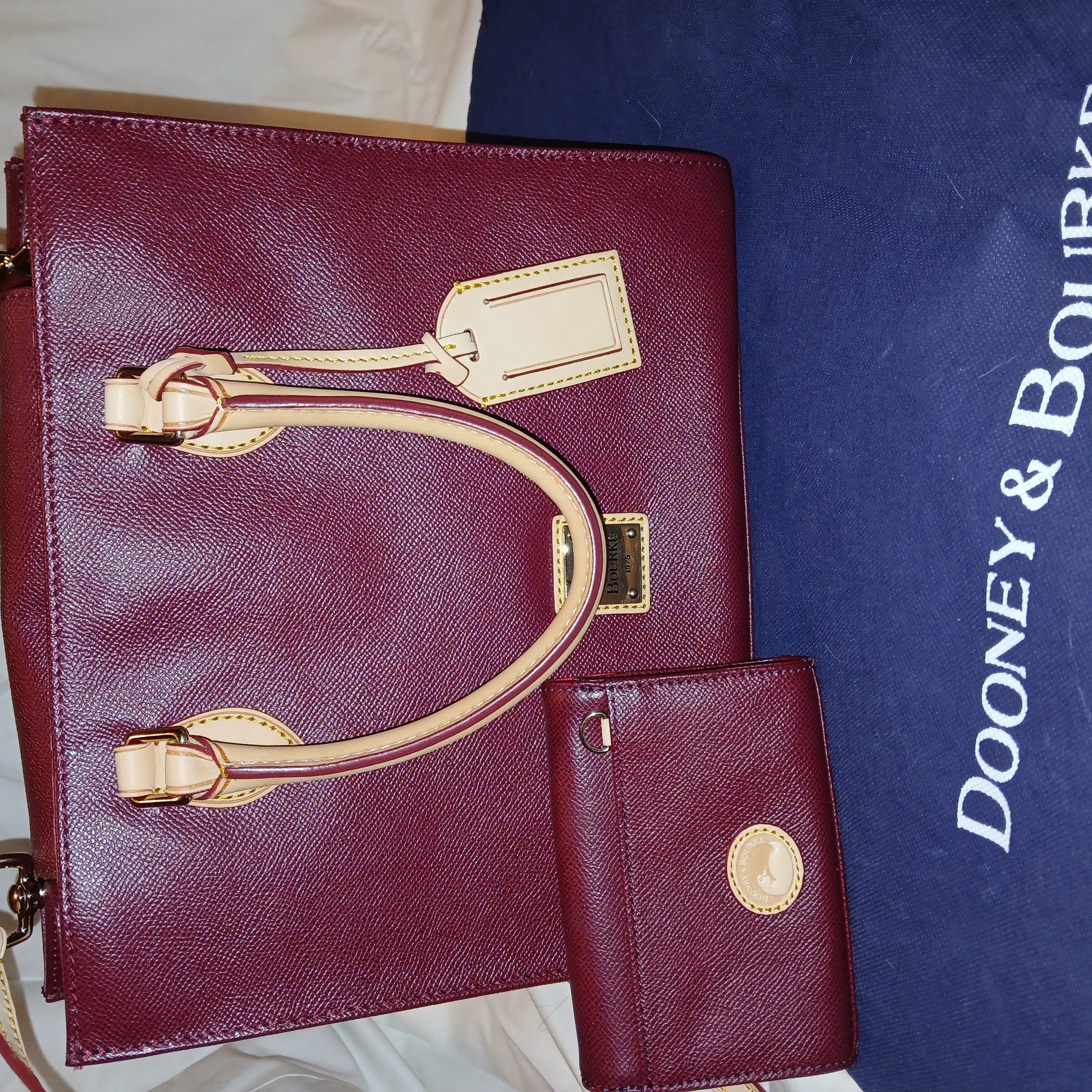 Dooney & Bourke Satchel Red And Cream Leather Luxury